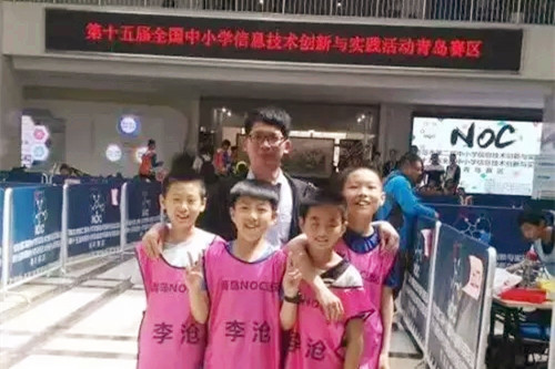 机器人教育.jpg
