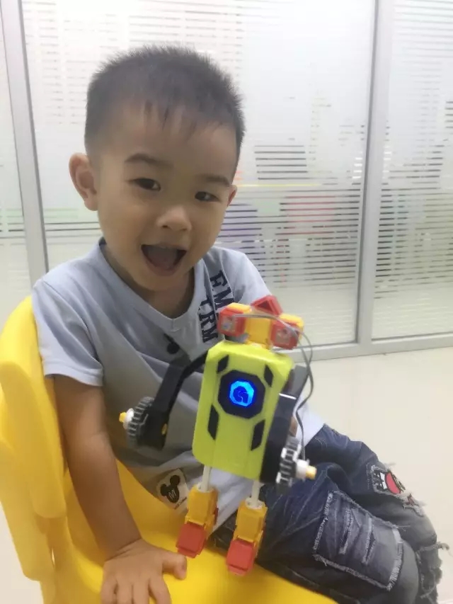 机器人教育.jpg