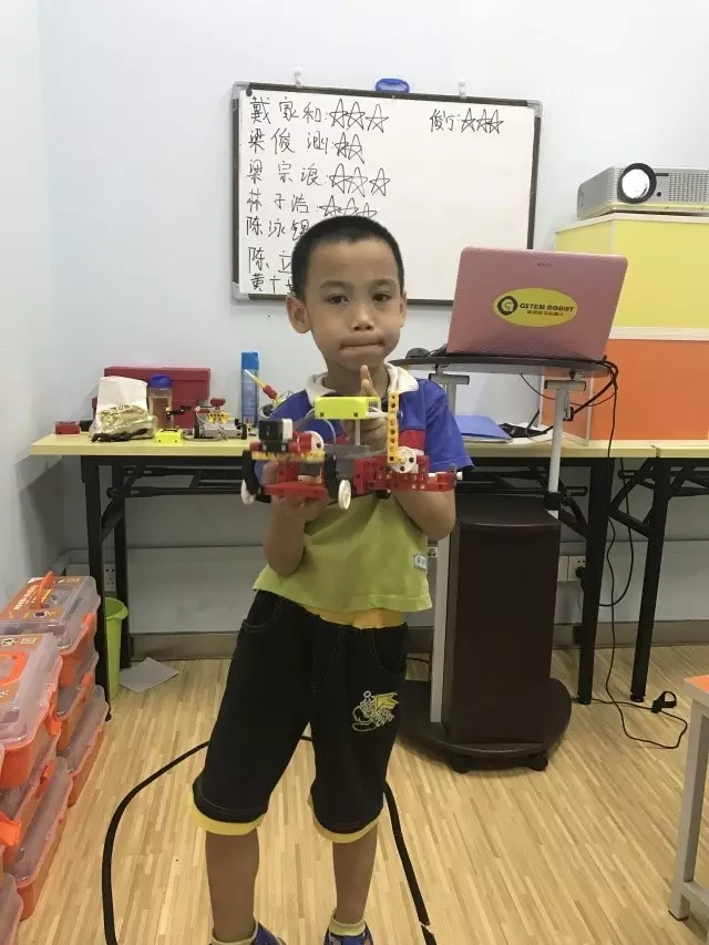 机器人教育.jpg