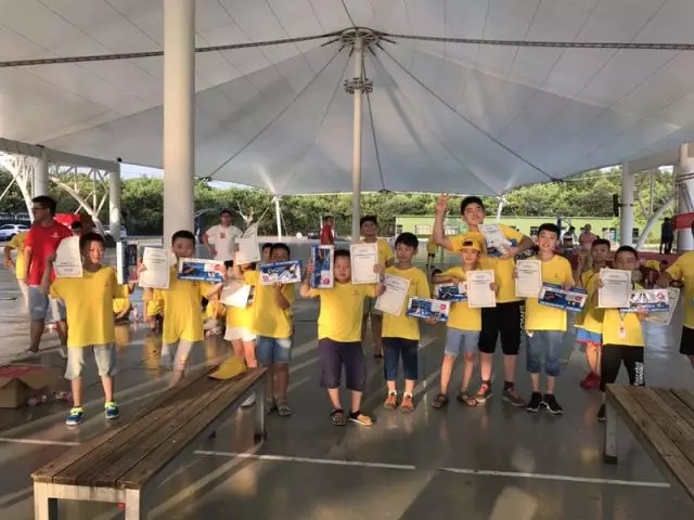 机器人教育.jpg