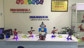 机器人教育.gif