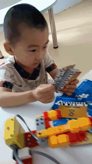 机器人教育.gif