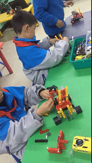 机器人教育.gif