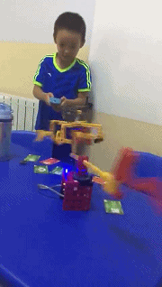 机器人教育.gif