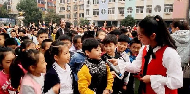 机器人教育.jpg