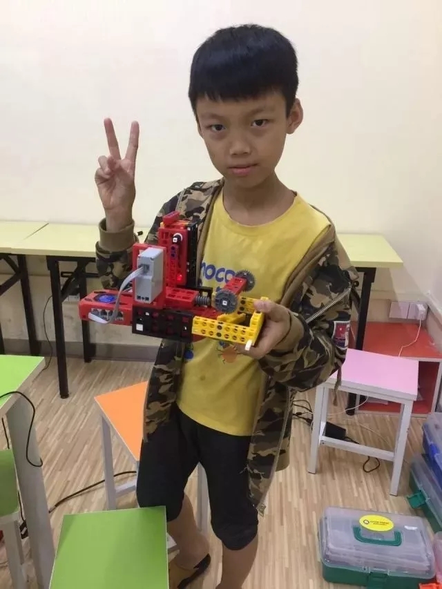 机器人教育.jpg