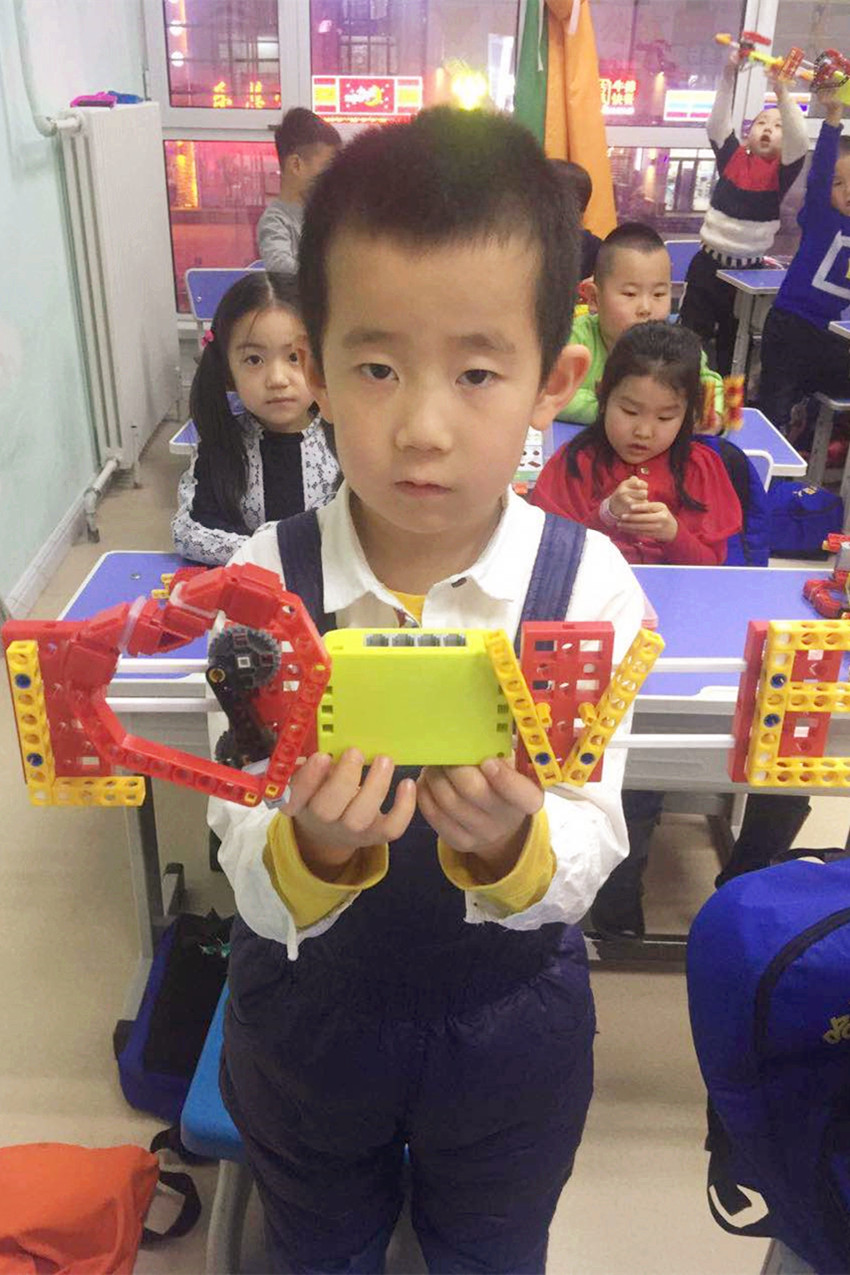 机器人教育.jpg