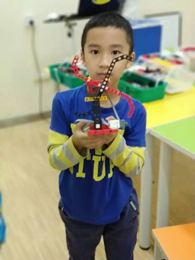机器人教育.jpg