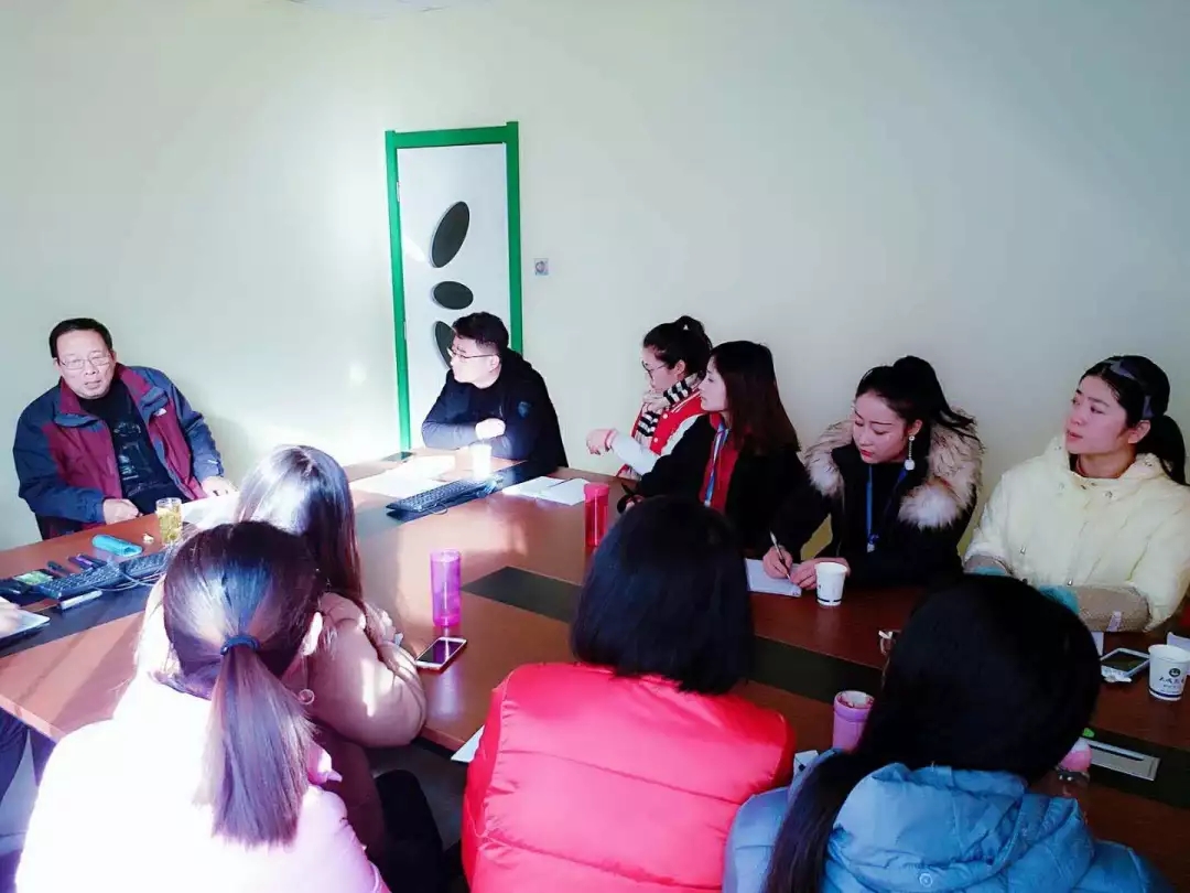 机器人教育.jpg