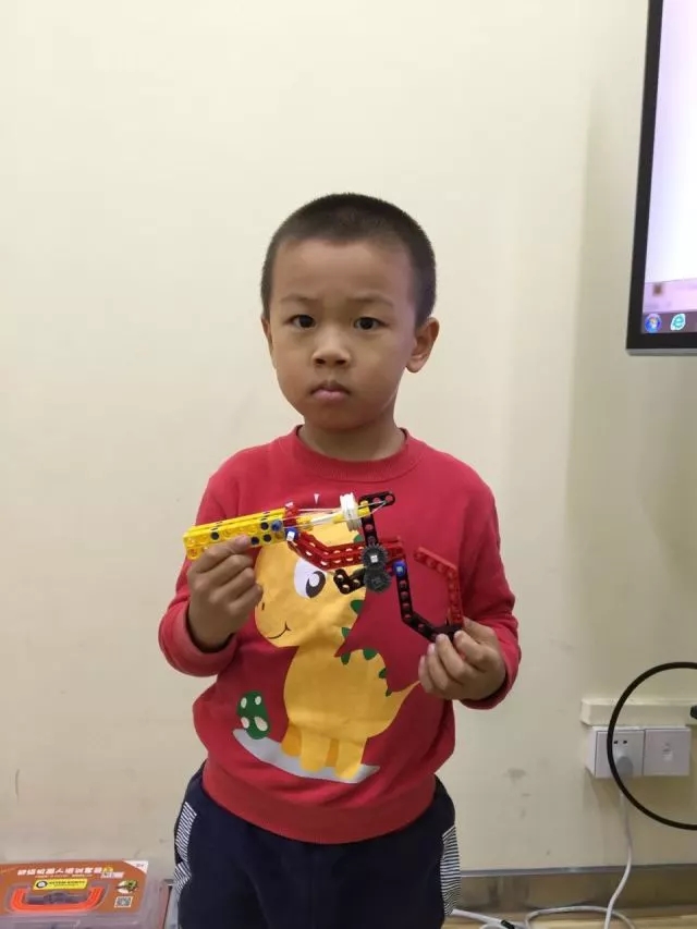 机器人教育.jpg
