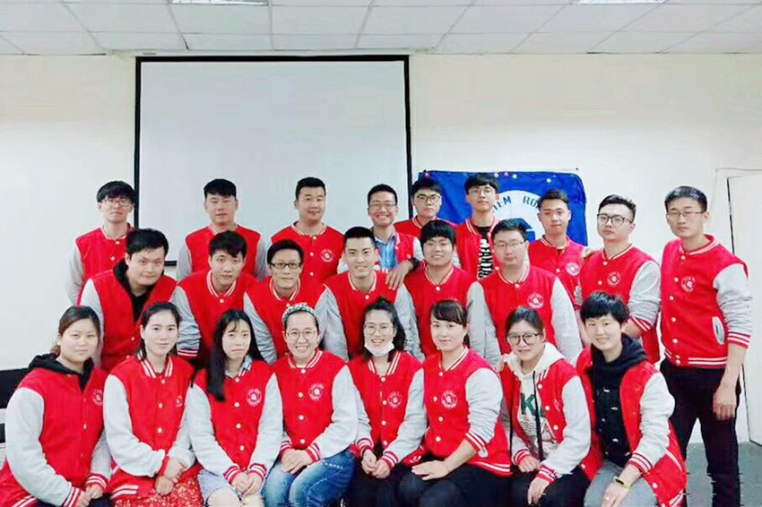 机器人教育.jpg