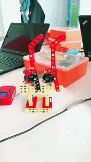 机器人教育.gif