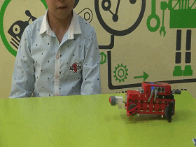 机器人教育.gif