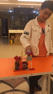 机器人教育.gif
